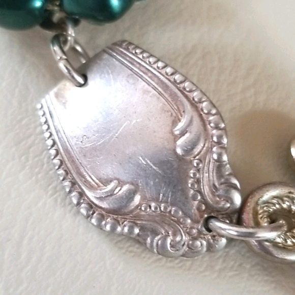 Hand Crafted Repurposed Vintage Assemblage Charm Bracelet NWT - Picture 10 of 16